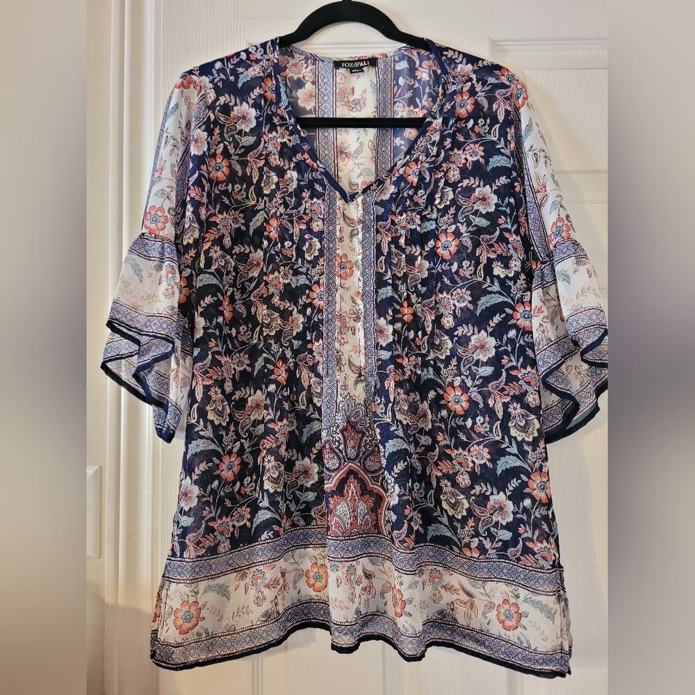 Roz & Ali Navy Floral V-Neck Border Print Tunic with Cream Accents